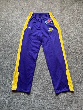 VTG 00’s / Y2K Reebok Purple LA Lakers Sweatpants